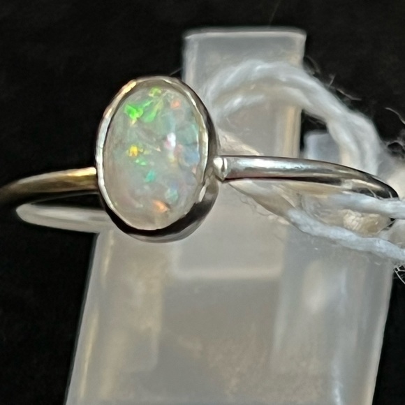 🫶2/$20 Opal Sterling silver ring size 8 - Picture 4 of 6